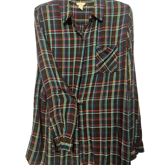 Est. 1946 Tops - Plaid Long Sleeve Button-Up Womens Shirt Large rayon Soft Roll up sleeve